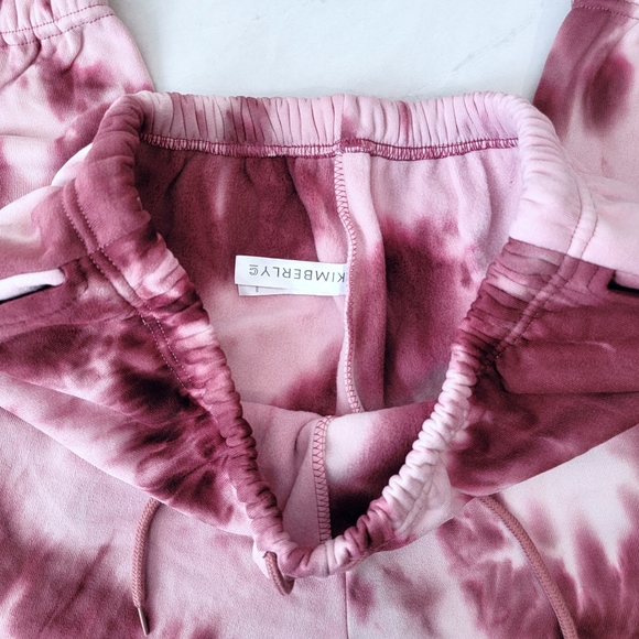 NWT! Hoodie and jogger Lounge Set - Picture 7 of 9